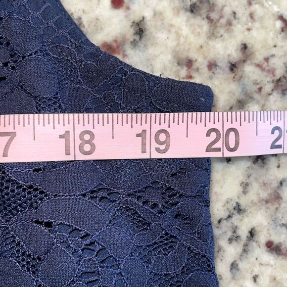 Loft Lace Overlay sleeveless top blouse round neck Black Large Petite - Picture 7 of 8